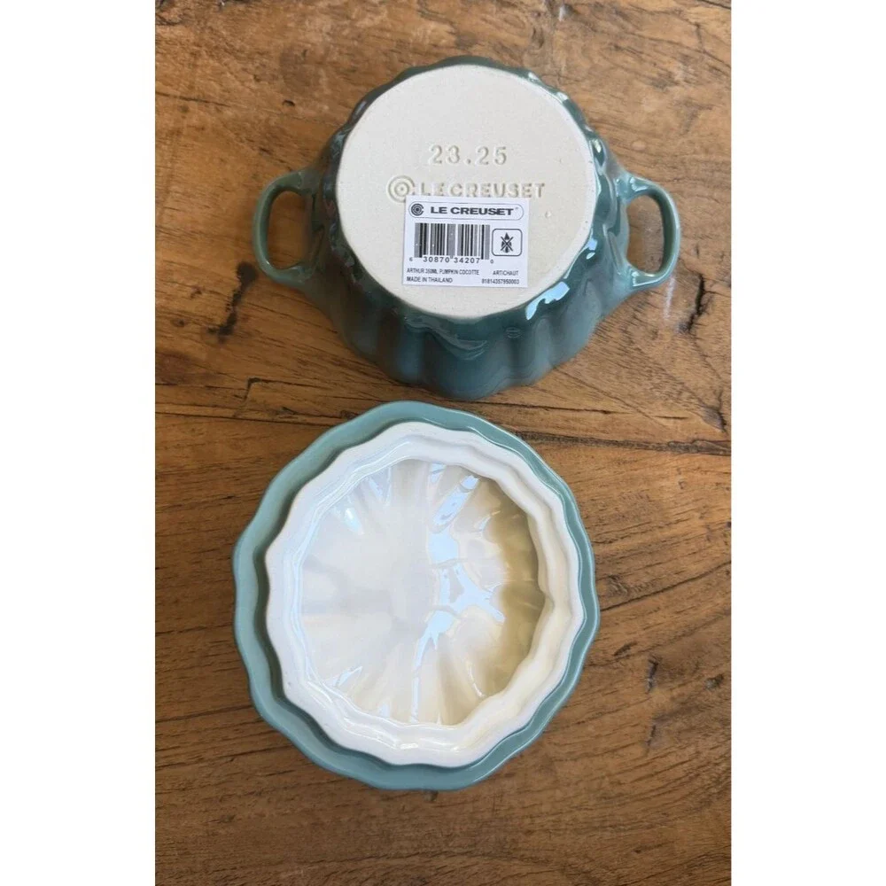Le Creuset Stoneware Figural Pumpkin Mini Cocotte 12 oz Artichaut Green NEW NIB